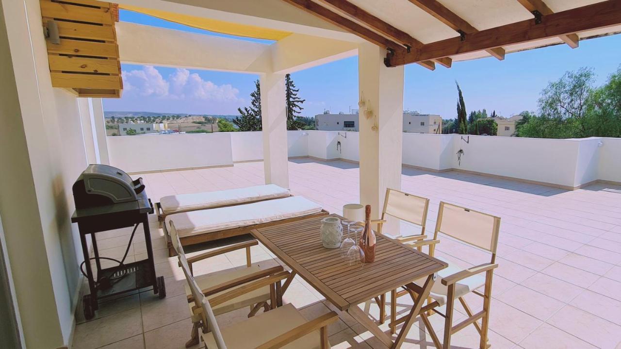 Stay Sunny Palms Apartment Voroklini Exterior foto